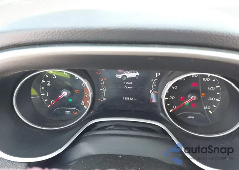 2018 Jeep Compass Latitude Fwd из США, поврежденный, VIN 3C4NJCBB9JT106129